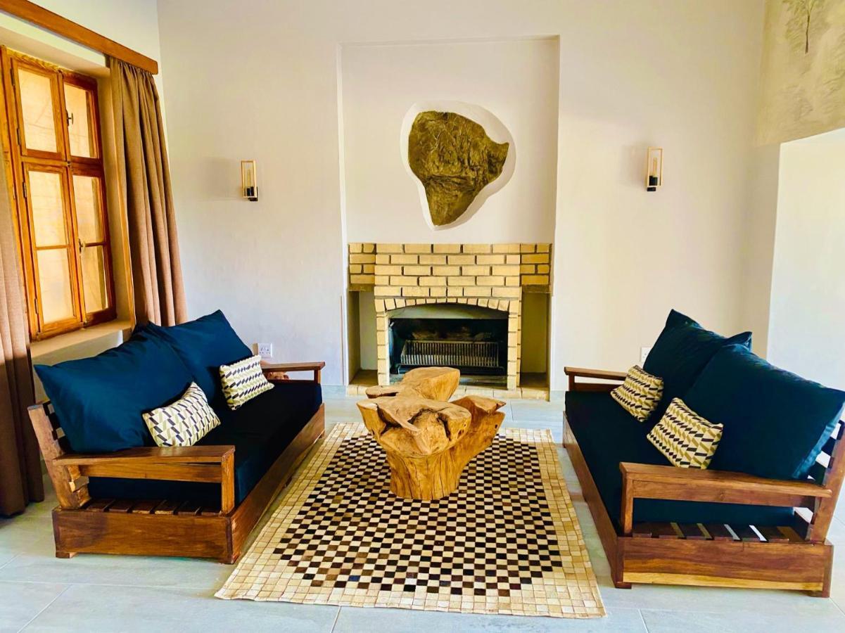 Otjisazu Guest Farm Villa Khorusepa Luaran gambar