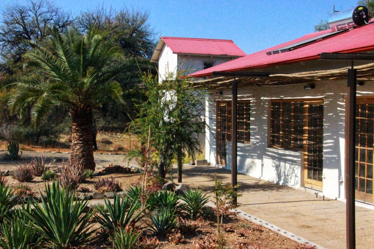 Otjisazu Guest Farm Villa Khorusepa Luaran gambar
